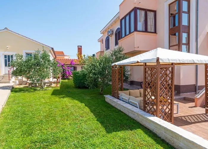 Guesthouse Privlaka *