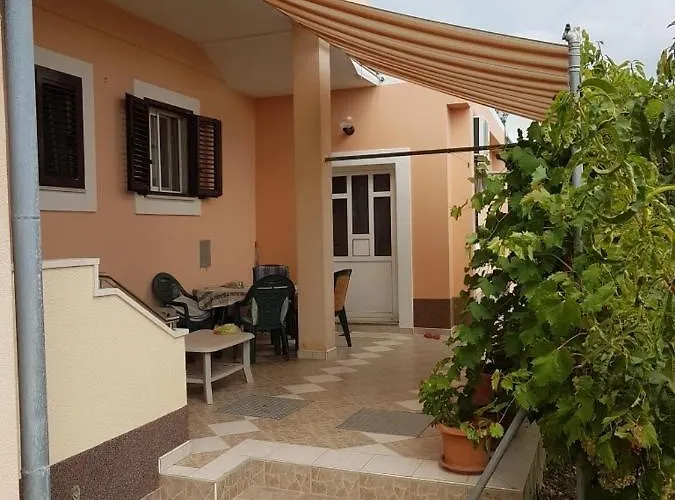 Guesthouse Privlaka 아파트